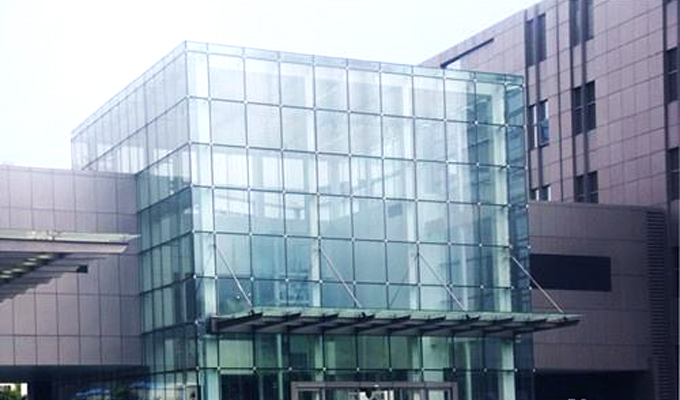 吊掛式全玻幕墻施工前期準(zhǔn)備工作詳解